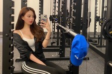 无锡我是一名瑜伽锻练外加兼职模特(我是一名瑜伽锻练外加兼职模特小说)