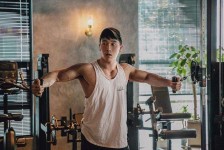 无锡肌肉男模(肌肉男模板)
