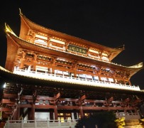 无锡长沙旅游攻略(长沙旅游攻略景点必去长沙美食街)