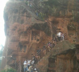 无锡乐山旅游攻略(乐山旅游攻略自由行路线推荐)