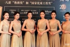 无锡模特能够兼职吗(模特能够兼职吗百度)