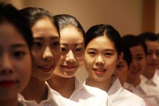 无锡私人伴游招聘 度假区万元月薪招“泳装伴游”