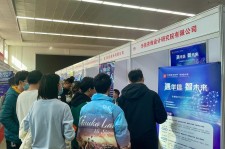 无锡北京伴游招聘 北京各大高校恢复线下招聘会，今年有什么不一样？记者探访