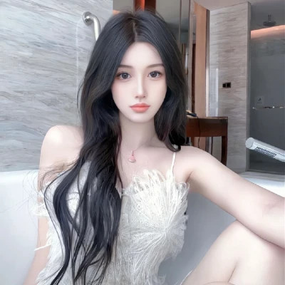 无锡伴游女生吴悠的资料