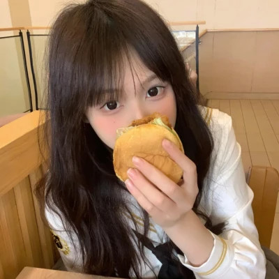 无锡伴游女生李心怡的资料