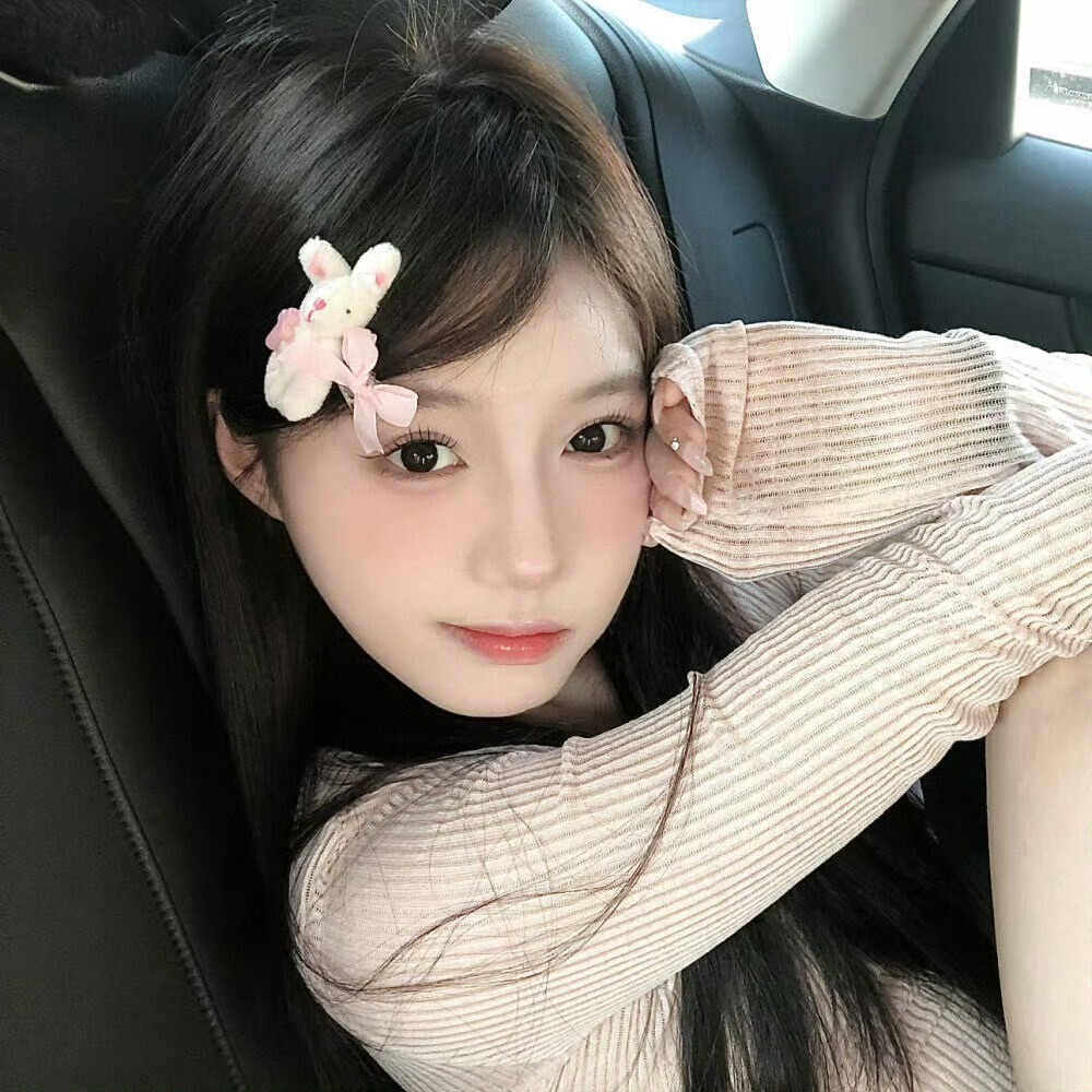 无锡伴游女生沈欣白的资料