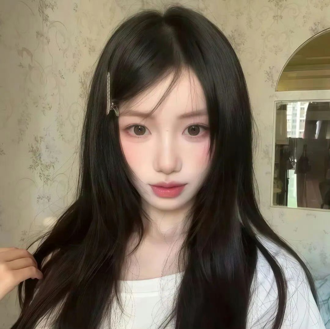 无锡伴游女生雨桐的资料