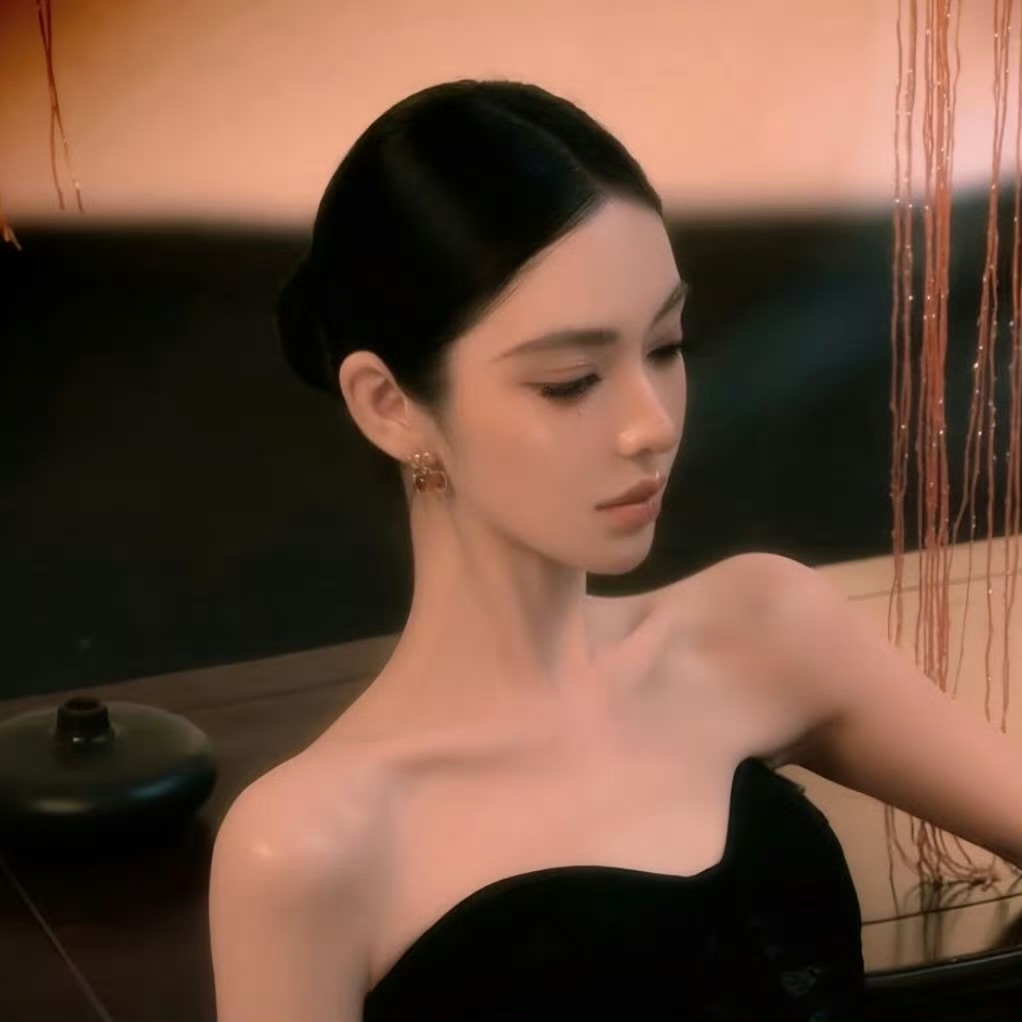 无锡伴游女生 | Emily的资料